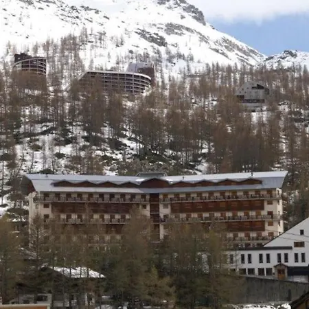 Stylish Three In Cervinia 82 Apartamento *