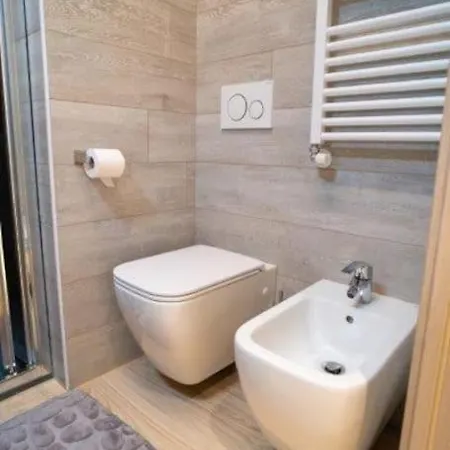 Stylish Three In Cervinia 82 Apartment